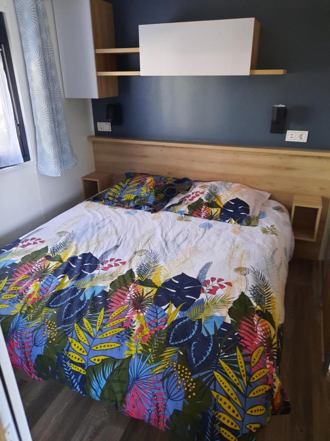 Jpp Marie Ange Proprietaire Otel Saint-Julien-en-Born Dış mekan fotoğraf